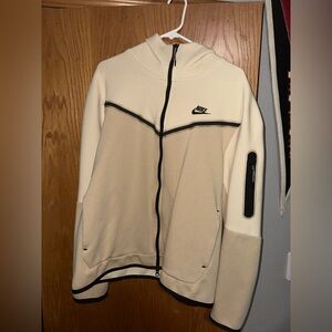Nike tech fleece hoodie